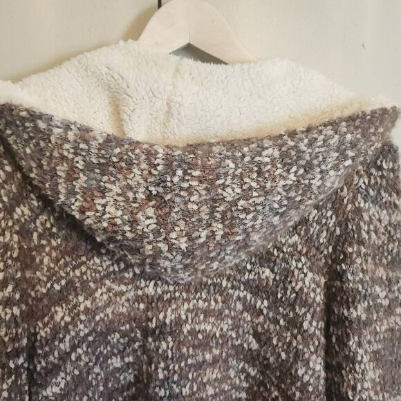 C54 Maurices hooded sweater cardigan - Picture 2 of 10